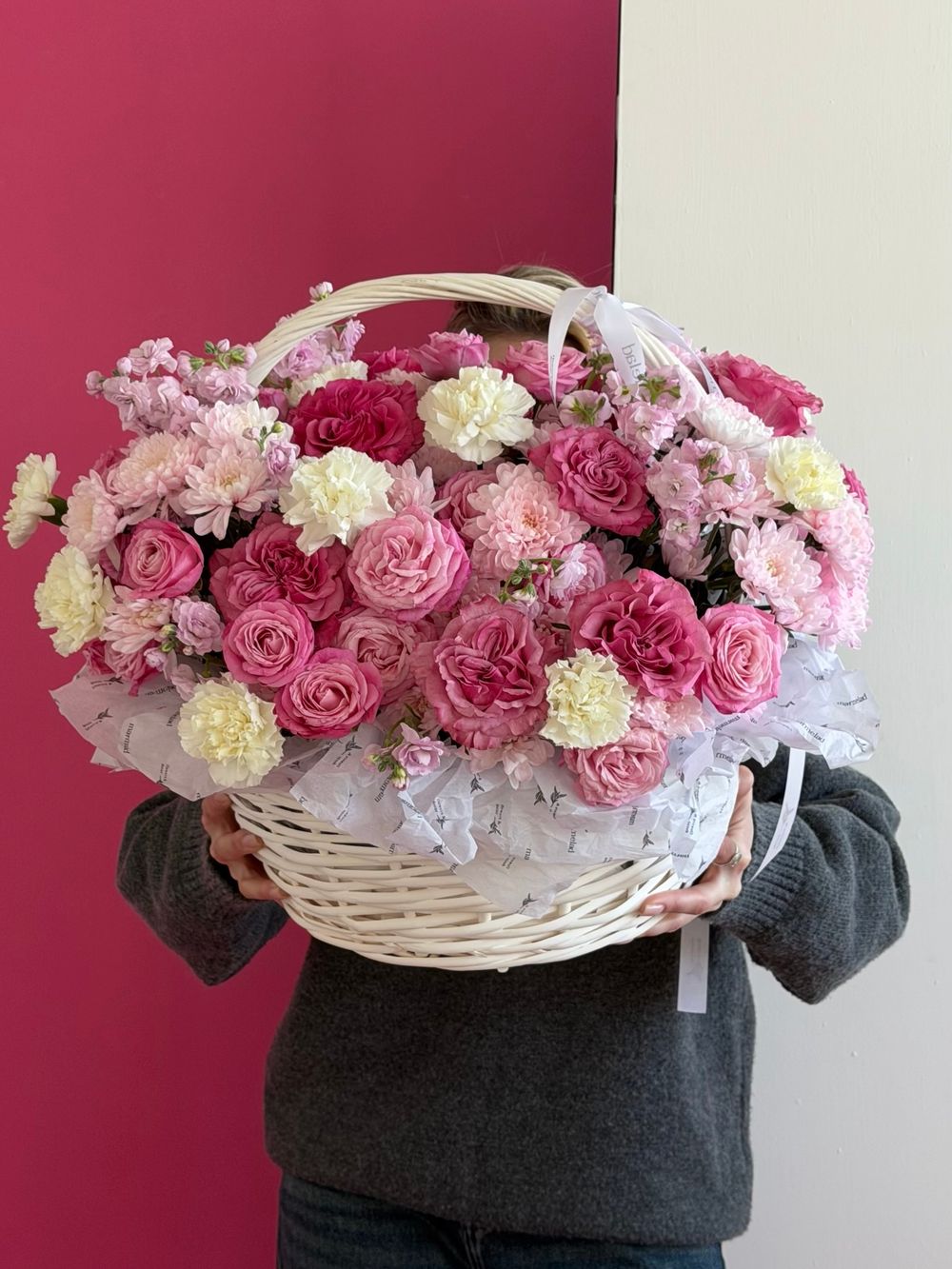 Цветочная корзина в розовых оттенках размер XL