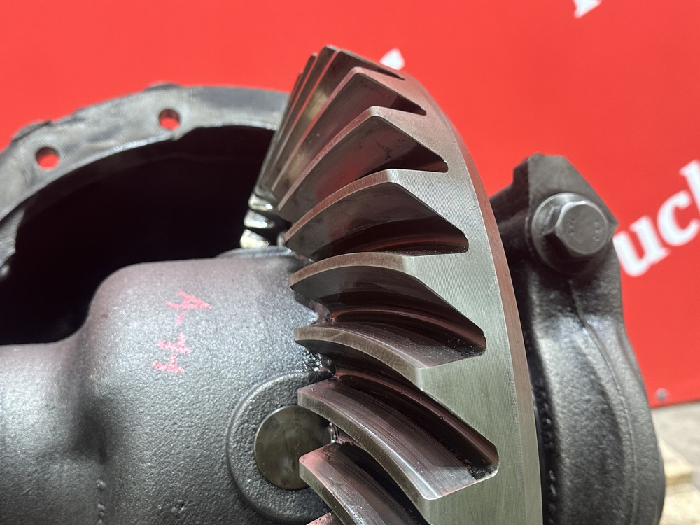 Редуктор заднего моста HL6/3DCLS-13T  2.846 2018г.