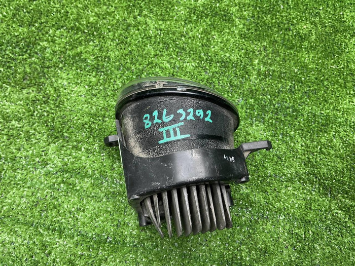 ПТФ правая Toyota LC Prado 150 (2017-н.в.) LED