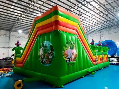 Коммерческий надувной батут "Джунгли" с горкой, 10*6*4.5 м