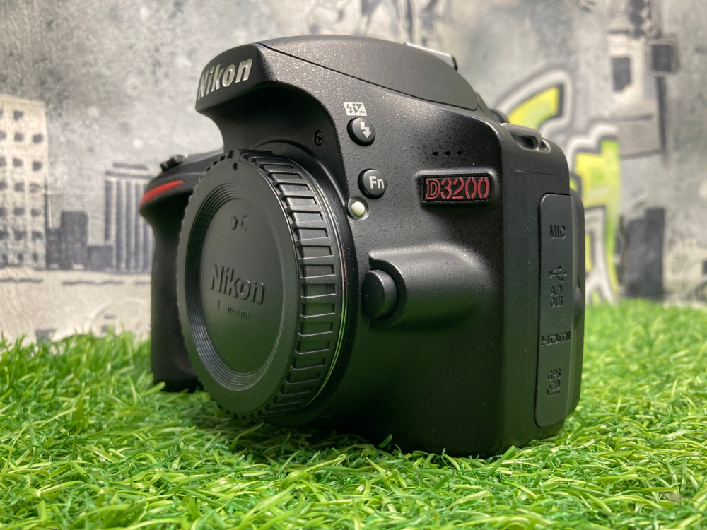 Nikon D3200 7.400 кадров