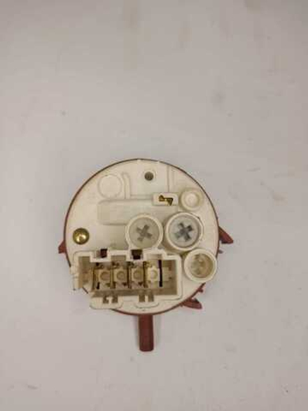 Датчик уровня воды для стиральной машины Haier 002400144 б/у