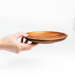 Деревянная плоская тарелка Art of Siberia из дерева сибирский кедр 185 мм. T97