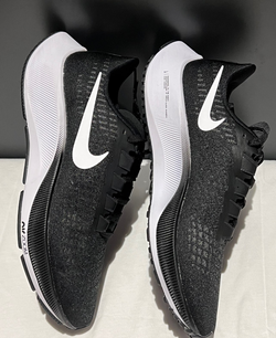 Мужские кроссовки Nike Air Zoom Pegasus 37 'Black' BQ9646-002