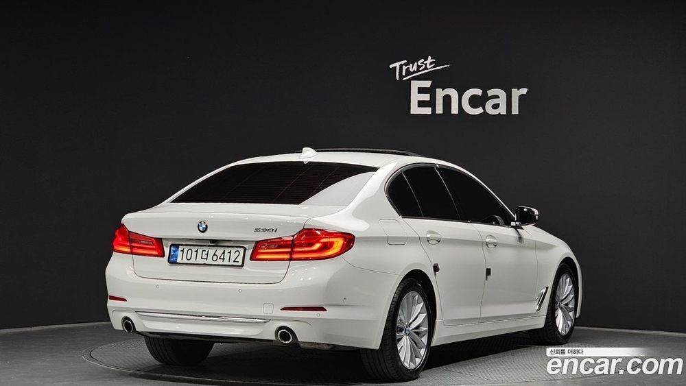 BMW 5 Series (G30) 530i Luxury Plus (08.2020)