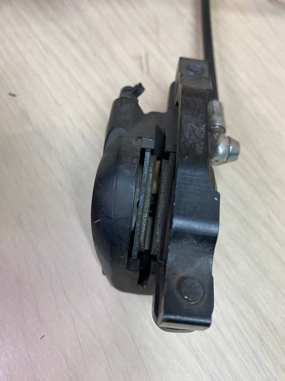 Тормоз для велосипеда Shimano SLX RB-M7000 (передний)