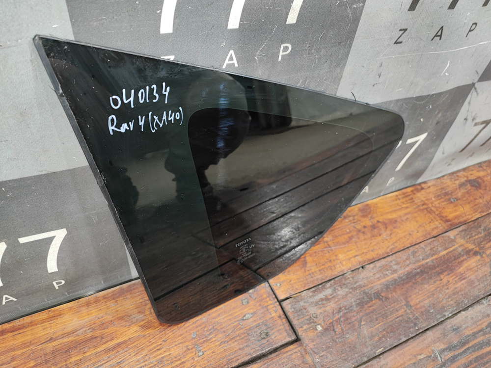 Стекло багажника левое Toyota RAV4 IV (XA40) 12-19 Б/У Оригинал 6272042340