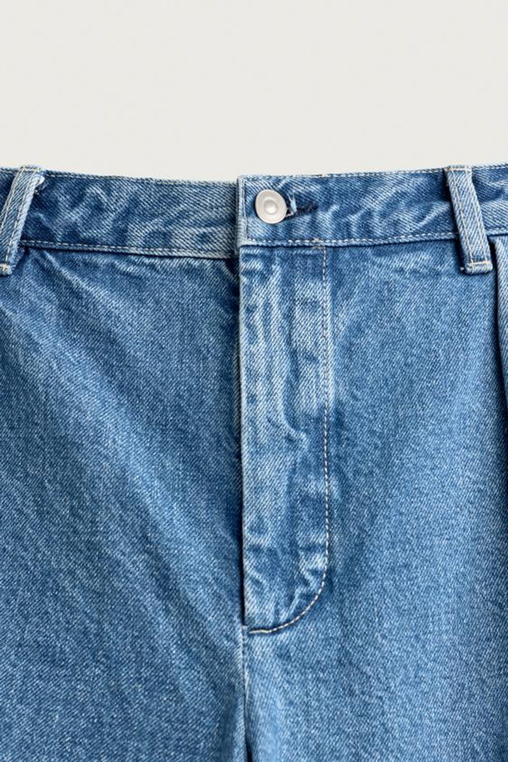 ZARA ДЖИНСОВЫЕ ШОРТЫ ЧИНОС СВОБОДНОГО КРОЯ СО СКЛАДКАМИ, СИНИЙ