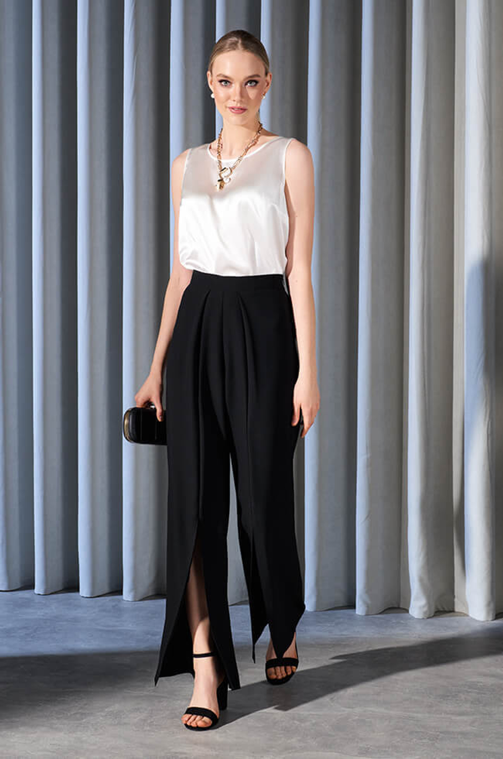 31000 Брюки женские (черный)