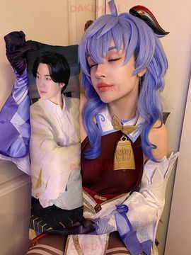 Мини дакимакура Мин Юнги Шуга (Агуст Ди) из БТС | BTS арт. M1089, 60х20 см