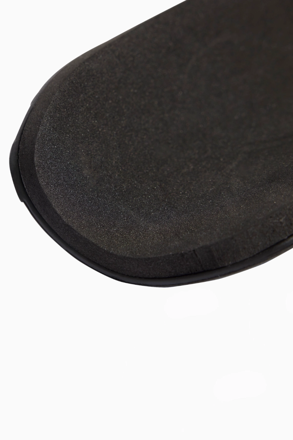 Футбольные щитки adidas Tiro Club - черный