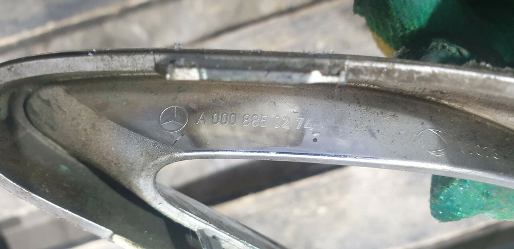 Накладка юбки заднего бампера Mercedes GLS (X166) 15-19 Б/У Оригинал A0008850274