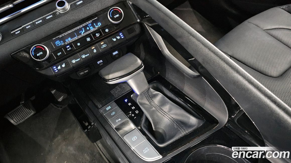 Hyundai Avante (CN7) 1.6 (05.2020)