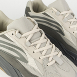 кроссовки Adidas Yeezy Boost 700 v2 Tephra