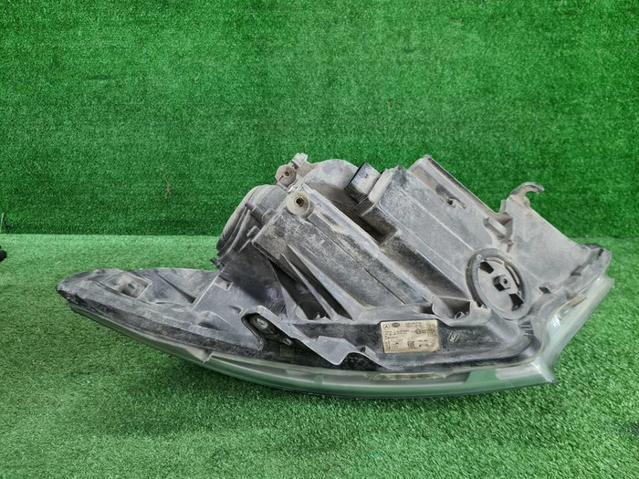 Фара правая Mercedes V W447 (2014-н.в.) LED