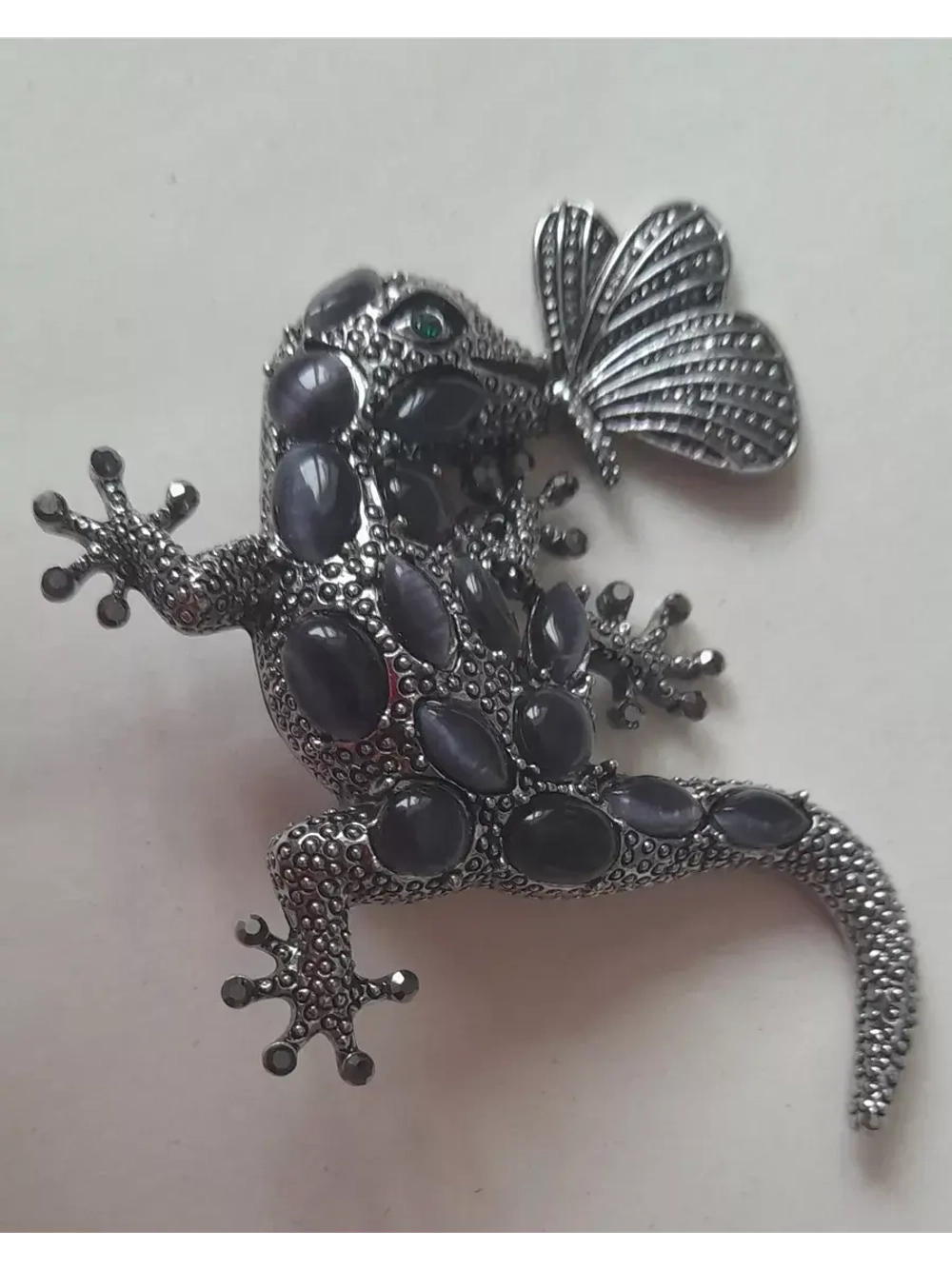 Брошь-кулон Ящерица с бабочкой серебро античное