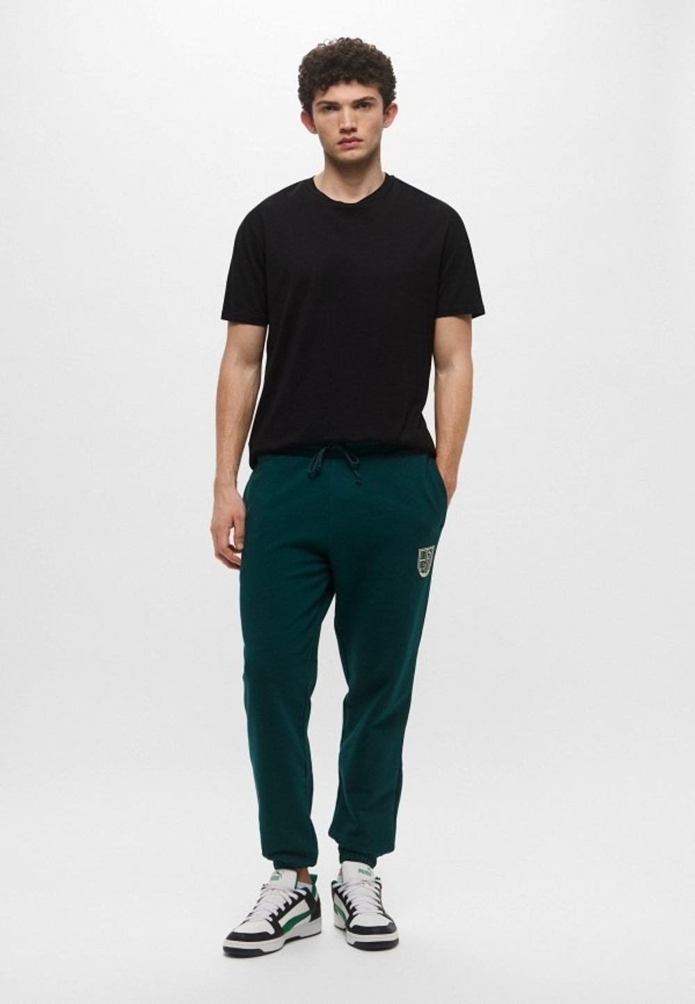 Брюки спортивные мужские PUMA SPORTS LEGACY Graphic Sweatpants TR cl