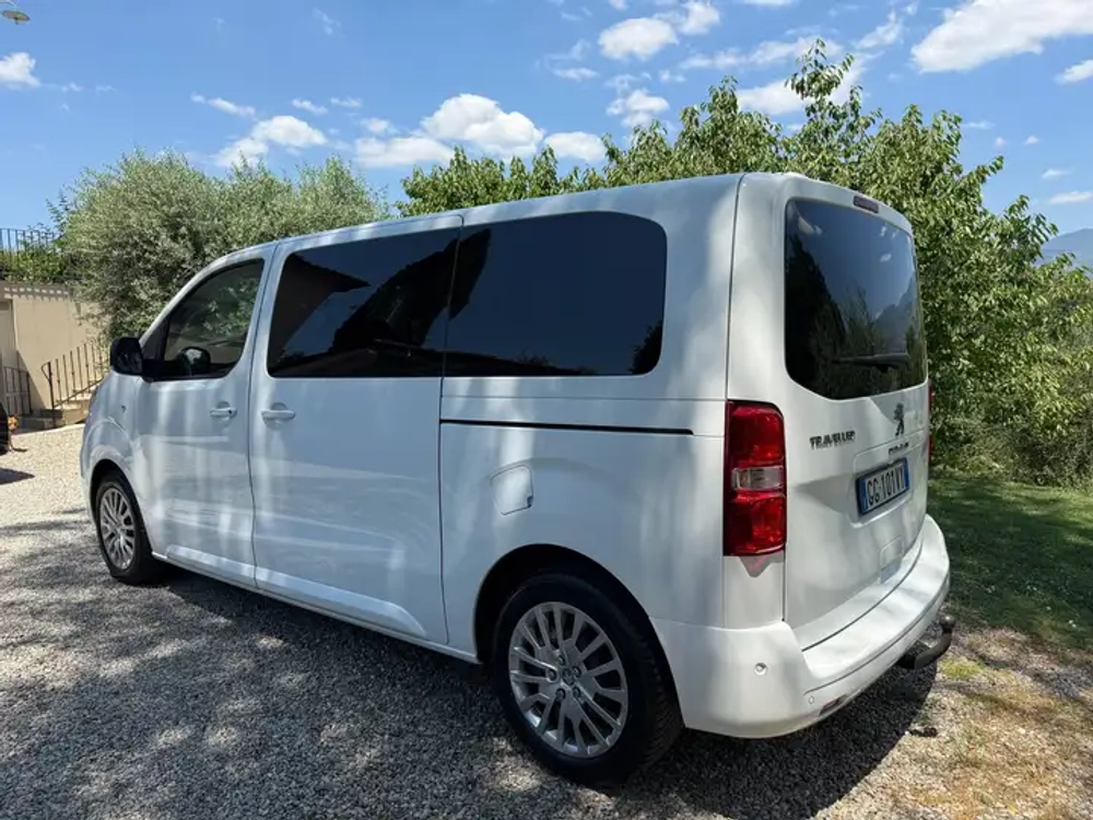 Peugeot Traveller M1 Standard Active