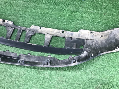 Юбка переднего бампера BMW X1 F48 (2019-2022)