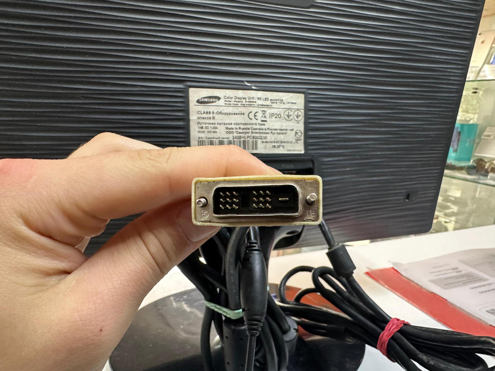Монитор Samsung ls19b300