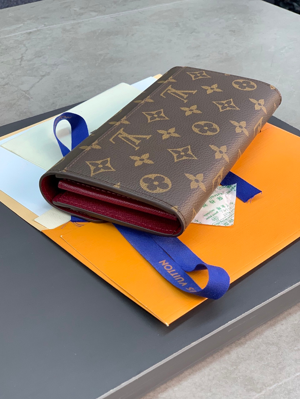 Louis Vuitton Sarah Wallet