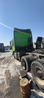 Shacman (Shaanxi) SX* 6x4 Седельный тягач SX42584W324C (Дизельный, 10,8 л, 441 л.с., МТ)