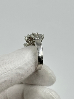 Кольцо с кристаллами