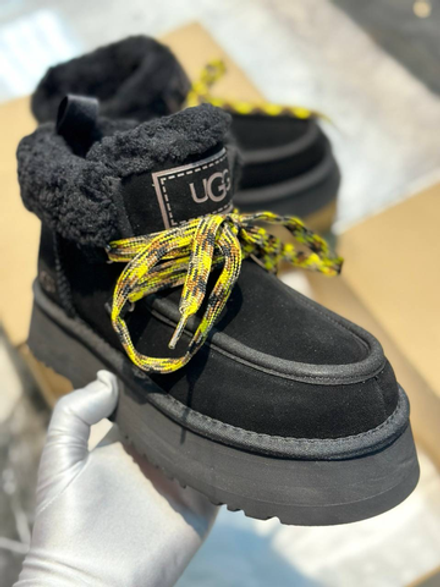 UGG
