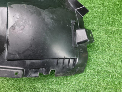 Подкрылок передний левый Mercedes GLE C292 (15-19)