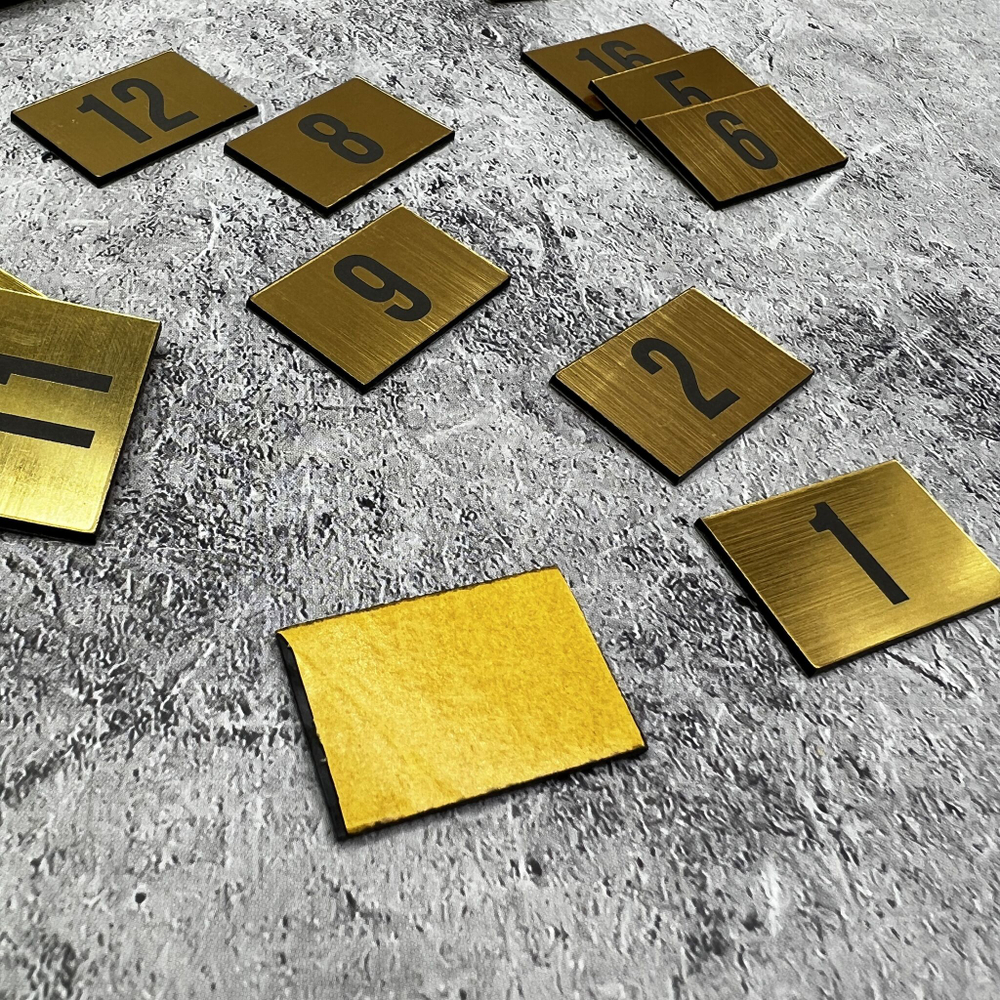 Нумерация для гардероба, наклейка на вешалки, 2х3 см