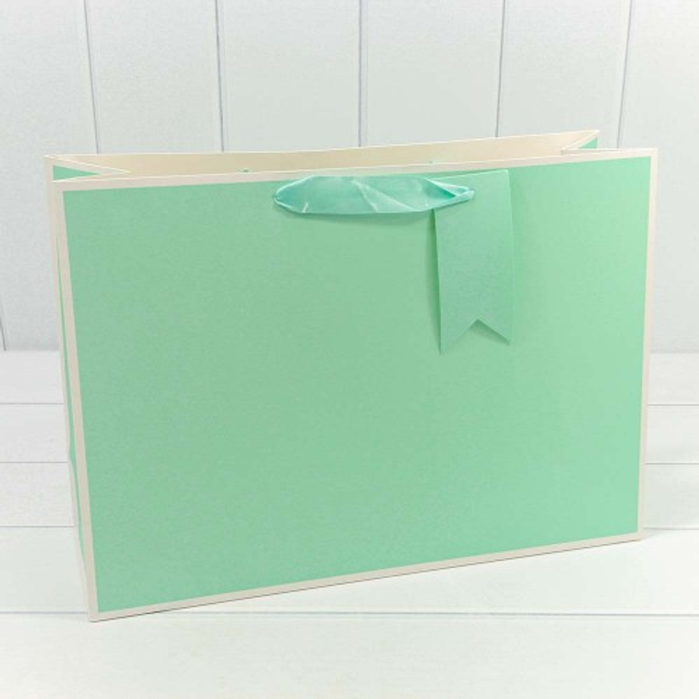 Пакет подарочный 45х32х15см Премиум однотонный в рамке (Микс)