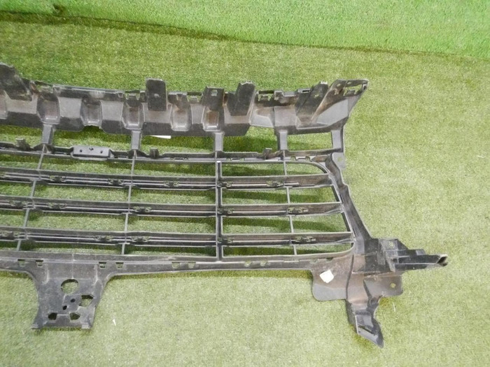 Решетка переднего бампера Porsche Cayenne 3 17-23