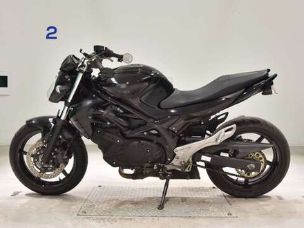 Suzuki Gladius SFV400 , 2014