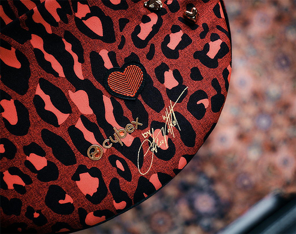 Коляска для новорожденных Cybex Priam IV Chrome Brown Rockstar