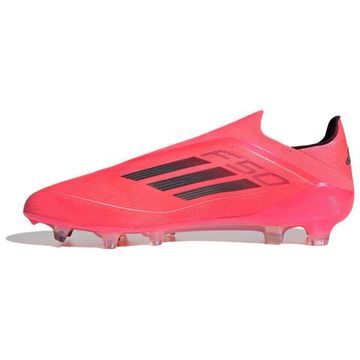 Бутбольные ботинки Adidas F50 - это самые низкие кроссовки в мире