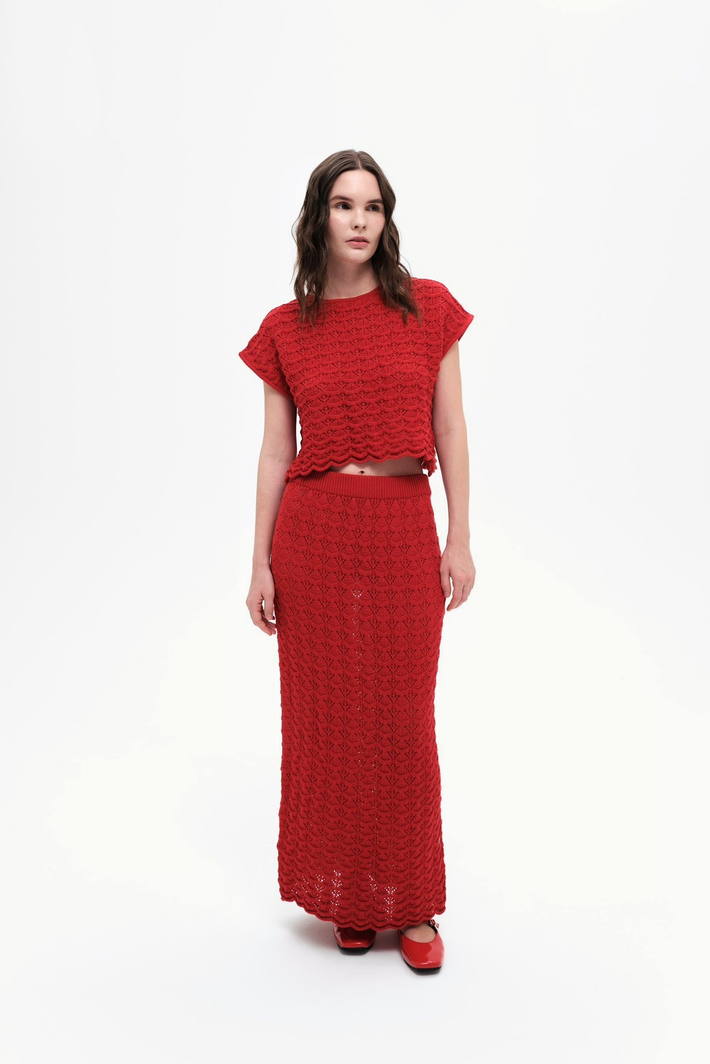 Красная трикотажная юбка