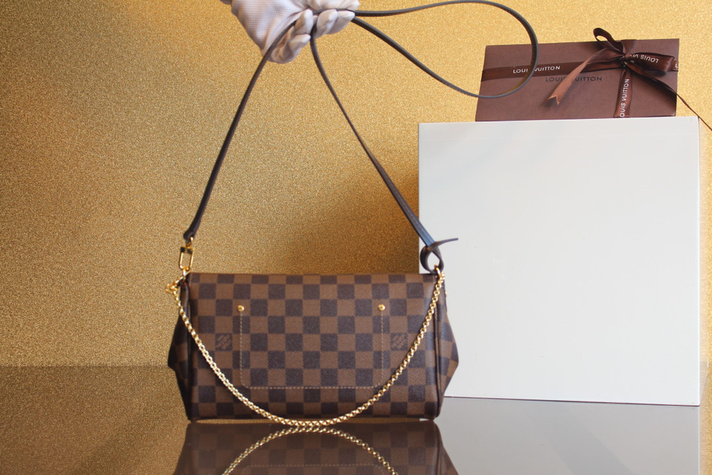 Louis Vuitton Favorite MM