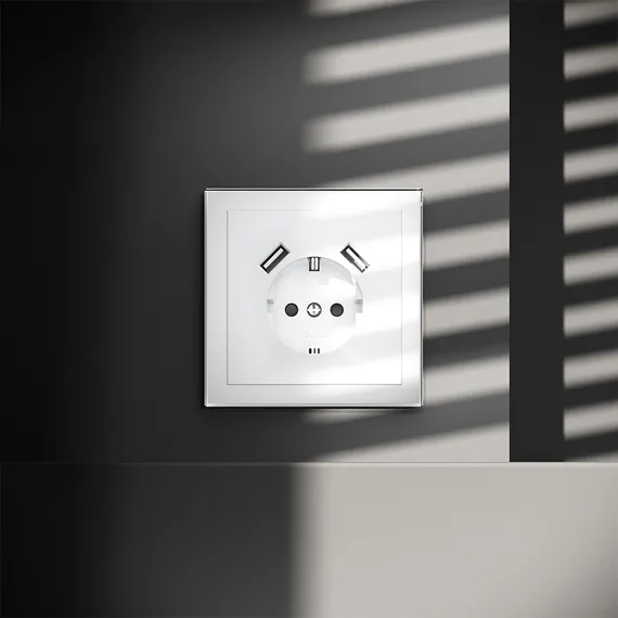 Розетка встраиваемая VOLTUM S70 с заземлением и защитными шторками, 16А, с USB, A+A, (белый глянцевы vls040401