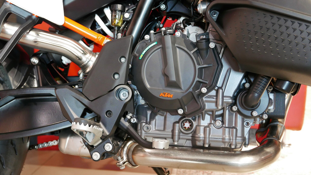KTM 890 SMT