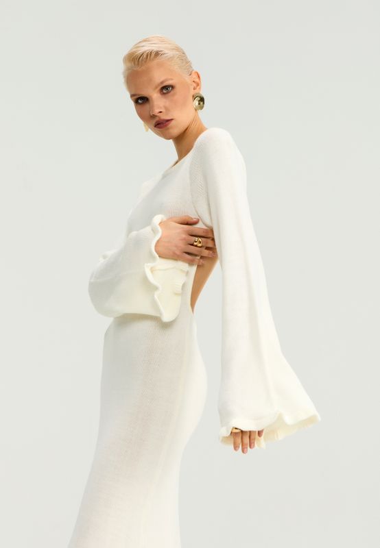 Платье длинное трикотажное с открытой спиной