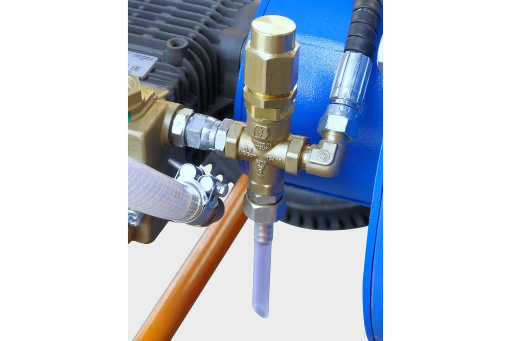 Гидроструйный аппарат высокого давления C-TECH (350 бар, до 900 л/ч, 11 кВт) профессиональная мойка