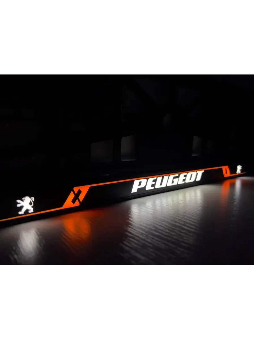 Рамка для номера с подсветкой RL. Peugeot.