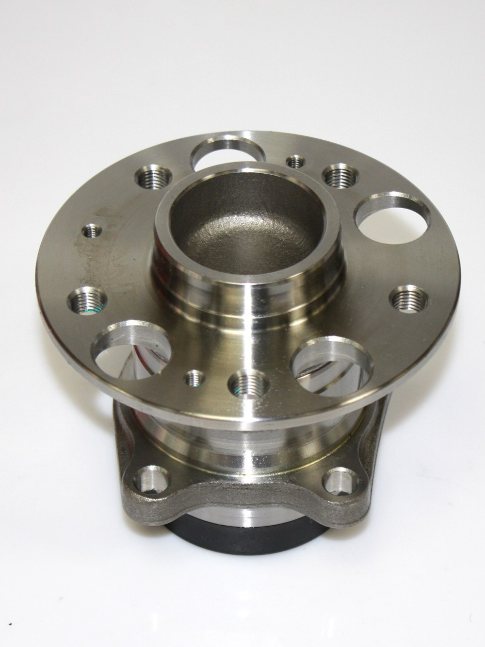 Ступица задняя T113301210BC для Chery Tiggo 3, 7, 8 Pro