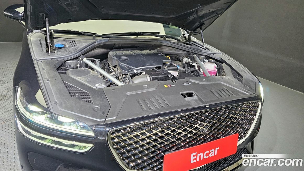 Genesis GV70 2.5T Бензин AWD (04.2021)