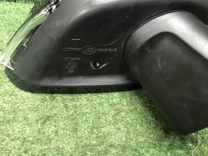 Зеркало правое Volvo XC60 2 (2017-н.в.) 12 конт.