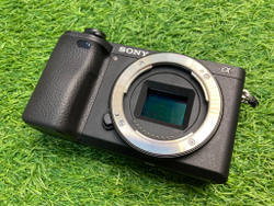Sony A6300 kit 16-50mm 10.500 кадров