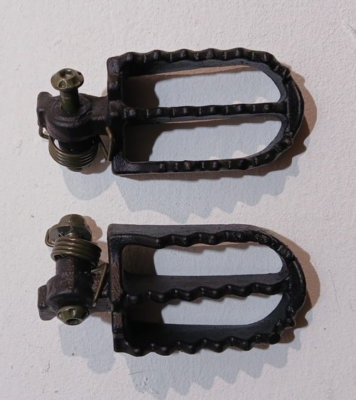 Подножка водителя (комплект) Motoland ENDURO GS 250