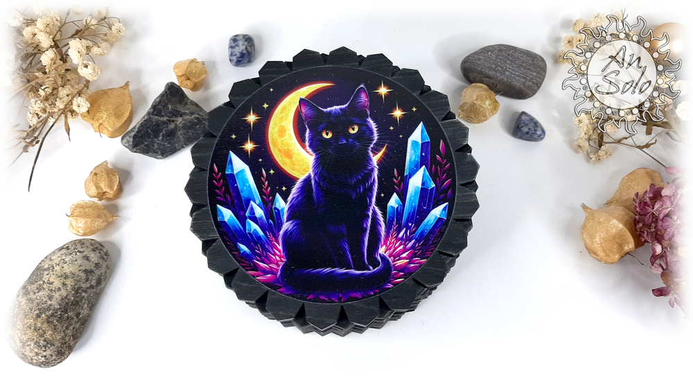 Большая деревянная шкатулка "Хранительница магии"