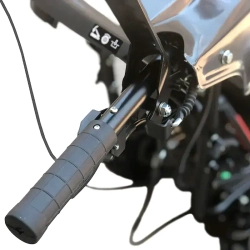 EVOline SBG 760 BE бензиновый снегоуборщик 10 л.с. ковш 76 см, выброс 15 м, 6 вперед/2 назад