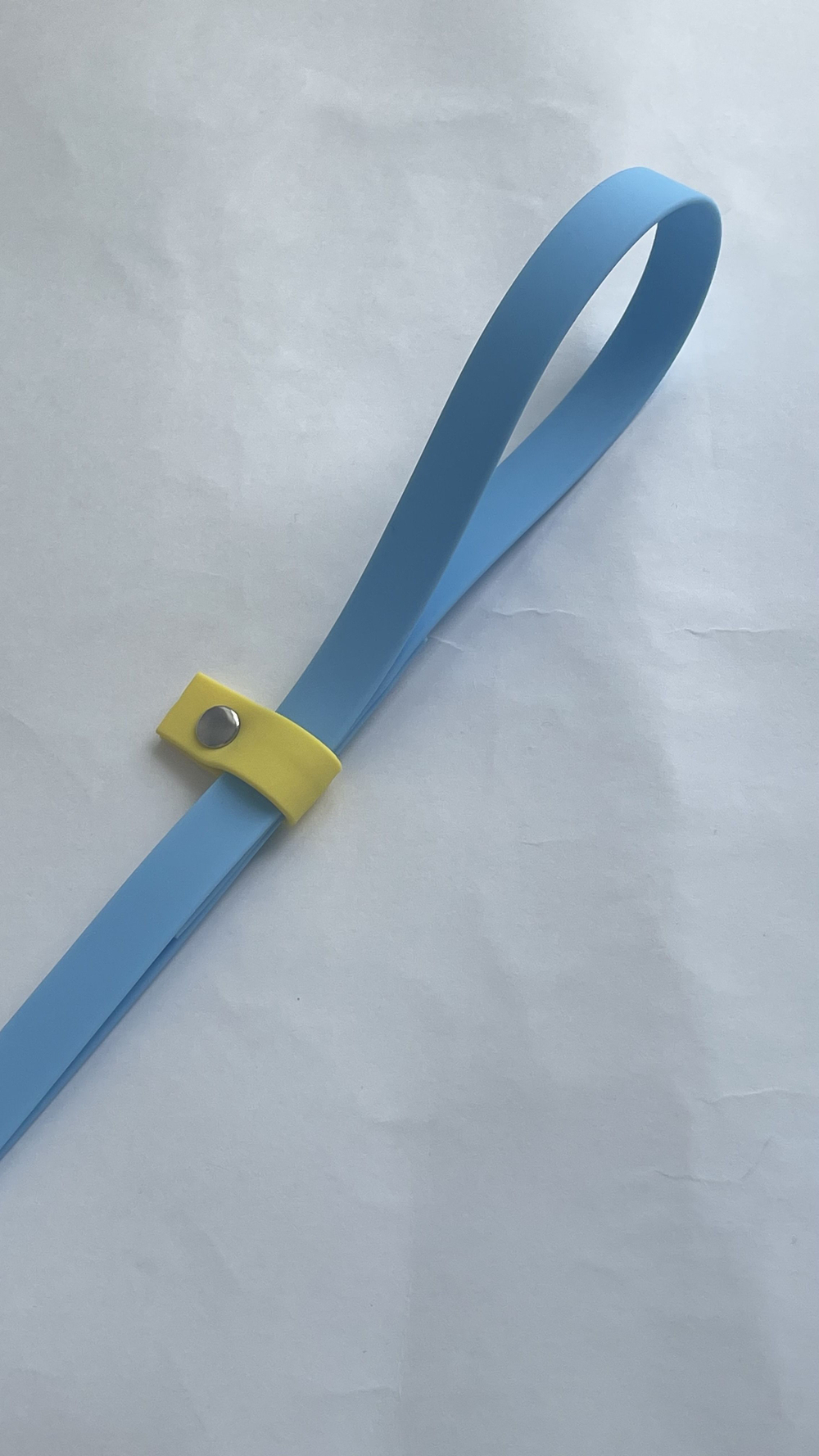 Ринговка груминга из биотана , ширина 15 мм, длина 50 см., зебра